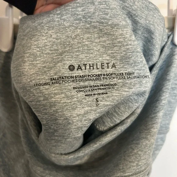 Athleta Women’s Charcoal Leggings - Picture 7 of 7